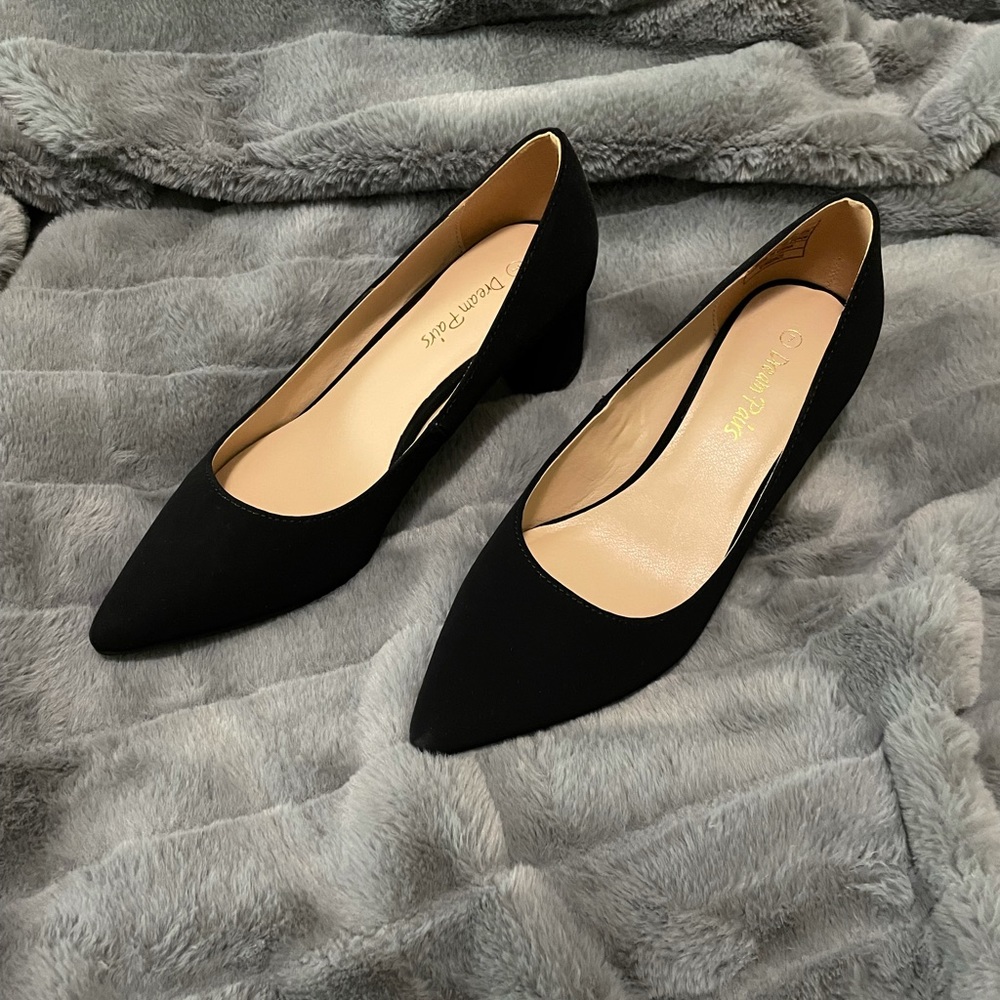 Dream Pairs Women’s chunky low heel pump